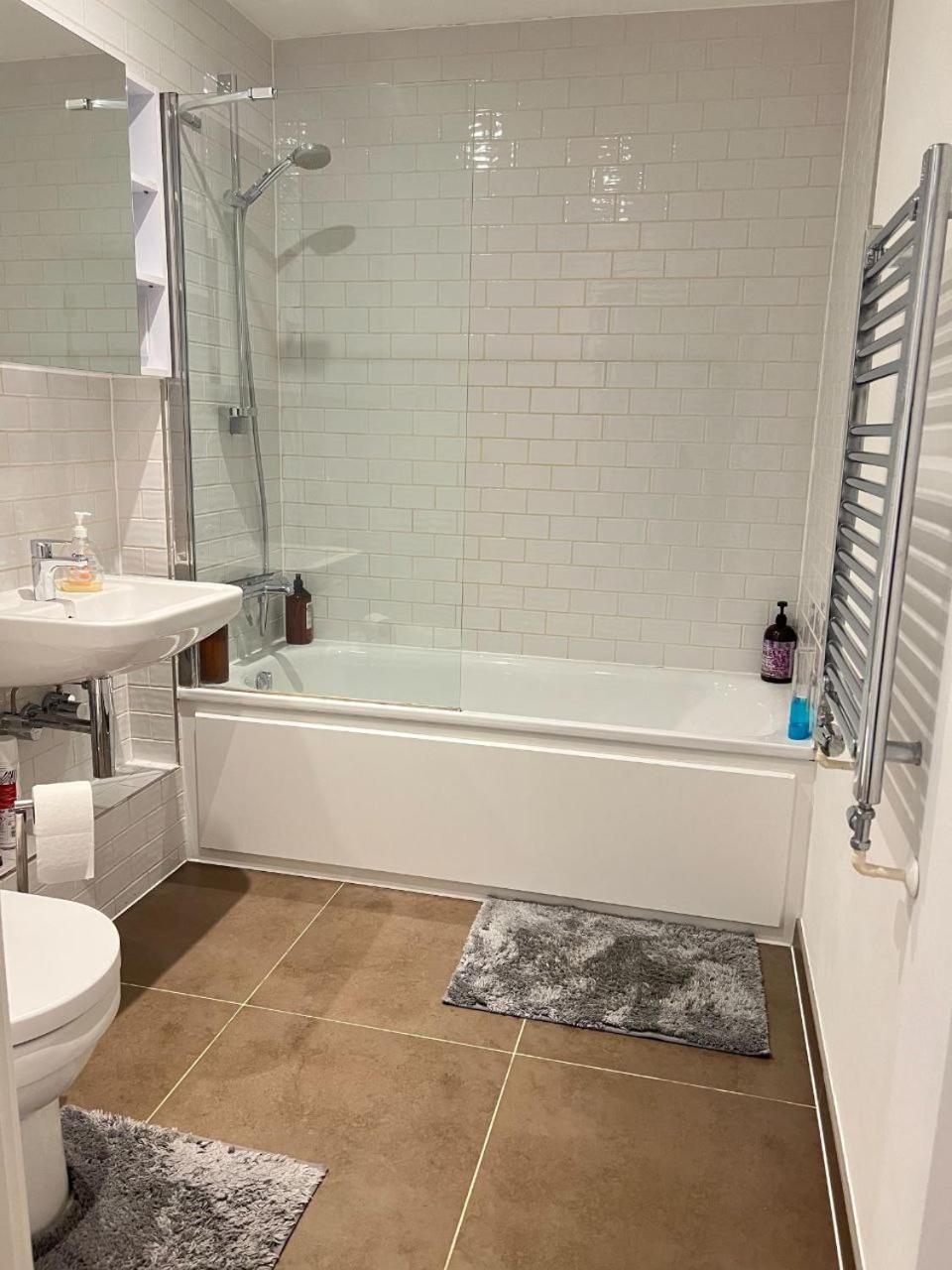 Modern Hi-rse 1bedroom Appartement Londres